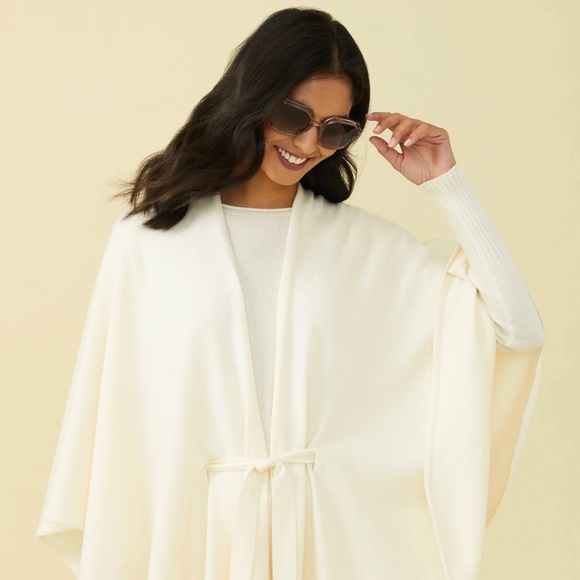 NWT J MCLAUGHLIN CLAIRE WOOL WRAP OFF WHITE ONE SIZE - Picture 1 of 7